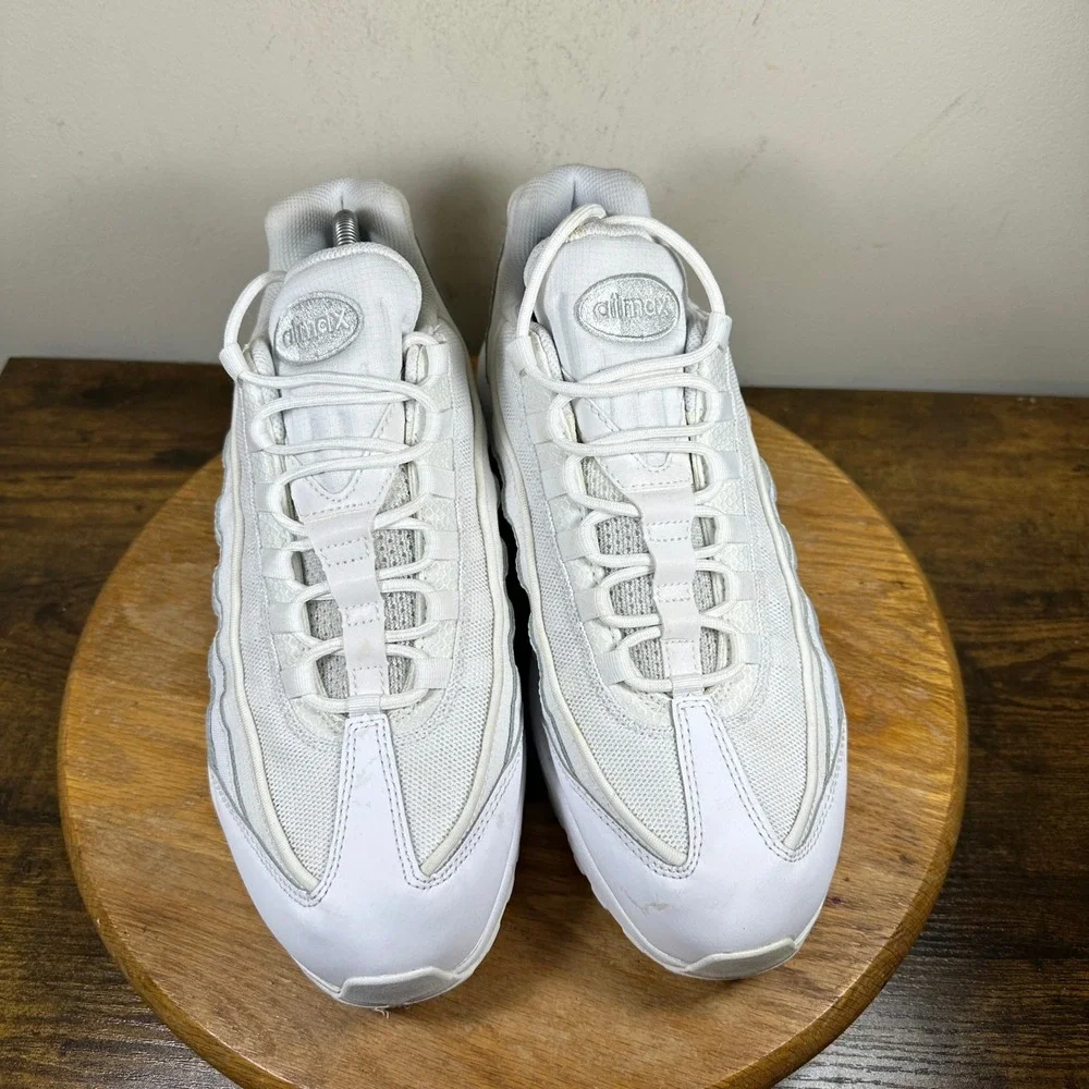 Nike Air Max 95 Triple White Running Shoes CT1268-100 Men's Size 12 Sneakers - Picture 2 of 8